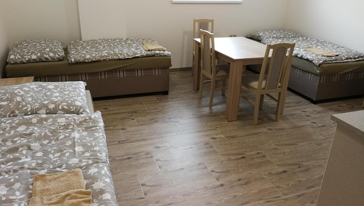 Apartmanove Ubytovanie Vkf Volkovce Екстер'єр фото